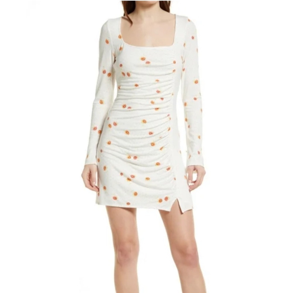 🌸 Free People ‘Celia’ Ruched Floral Dress – Size L 🌸